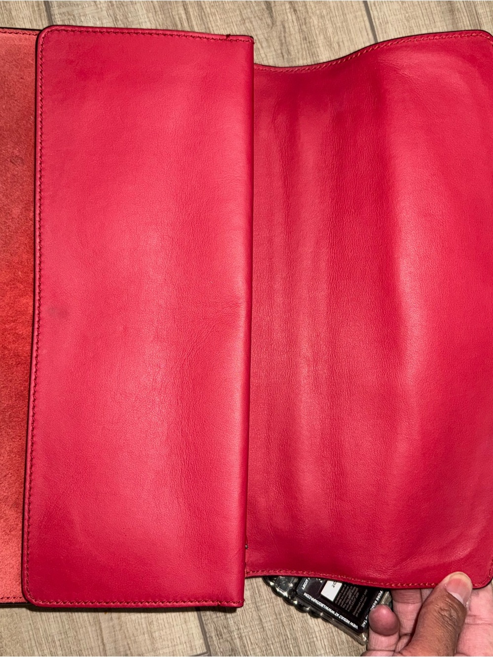 Women's Red Suede Shoulder Bag with Chain Strap - Picture 11 of 16